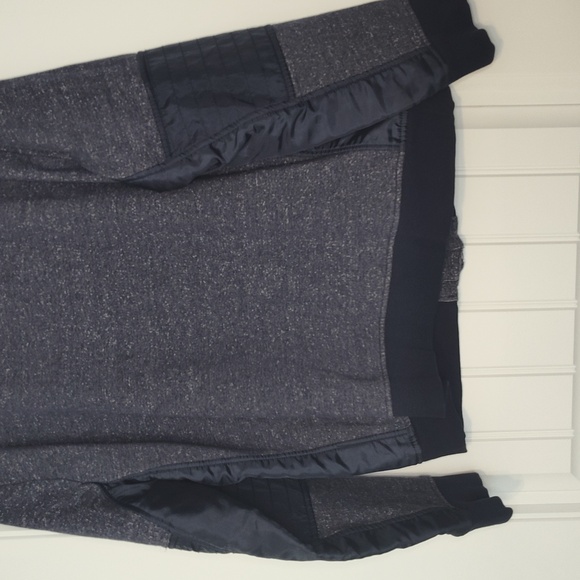 Calvin Klein zip up - Picture 10 of 13